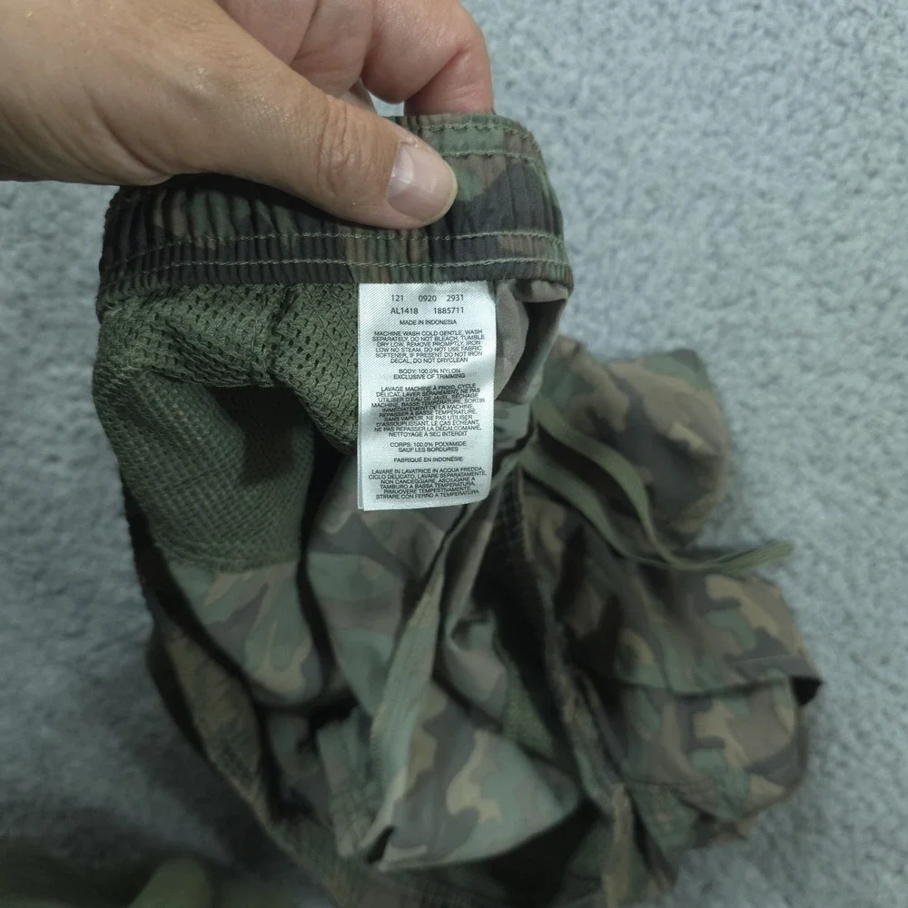 Columbia Women Omni-Shade Elastic‎ Waist Inseam 6